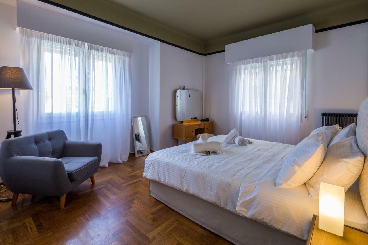 Cathedrals Square Supreme Residence Athen Exterior foto